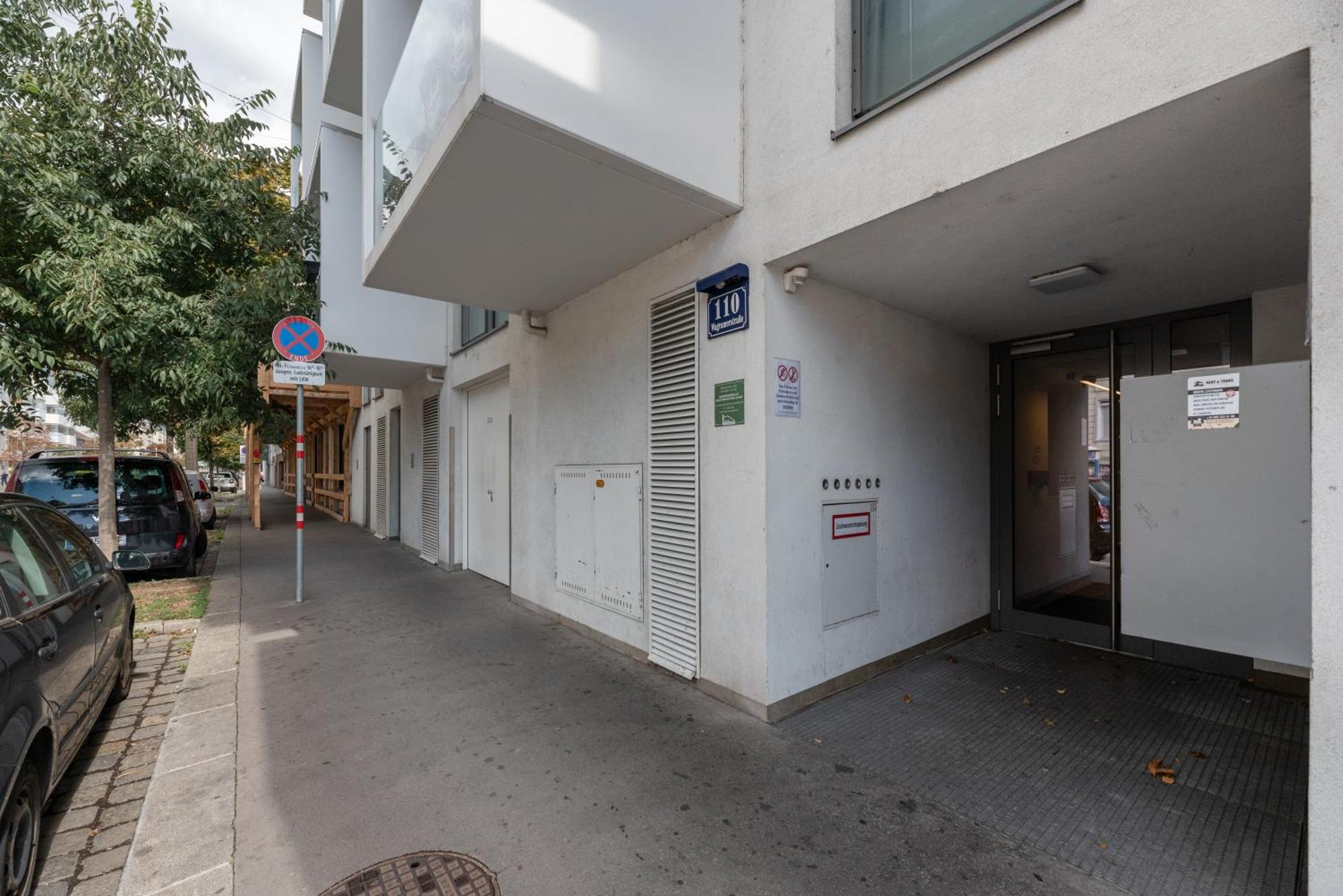 Apartment Mit Traumhafter Dachterrasse & Weitblick Bécs Kültér fotó