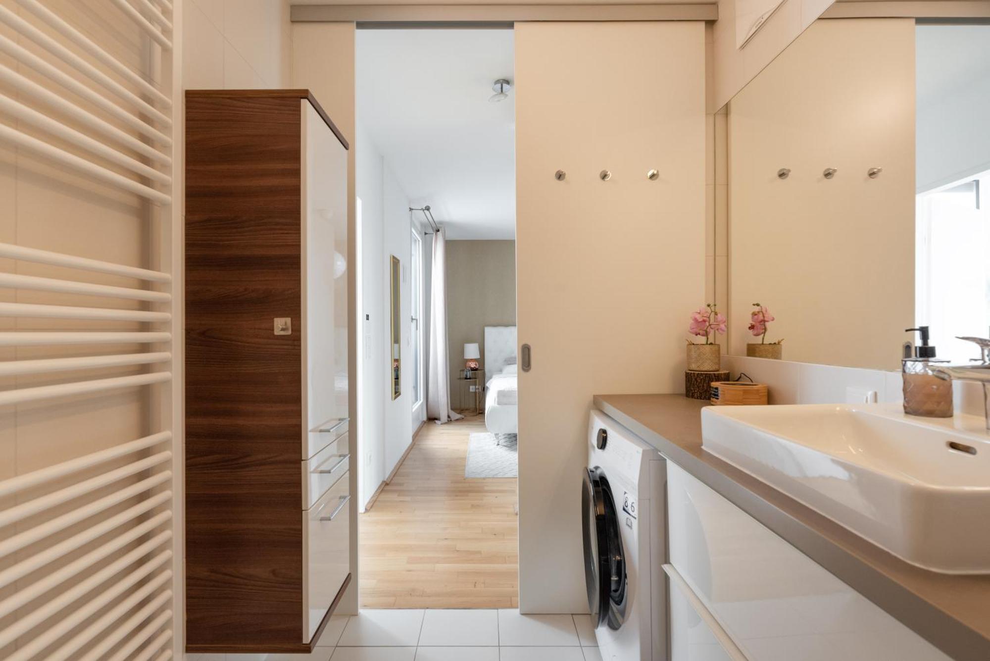 Apartment Mit Traumhafter Dachterrasse & Weitblick Bécs Kültér fotó