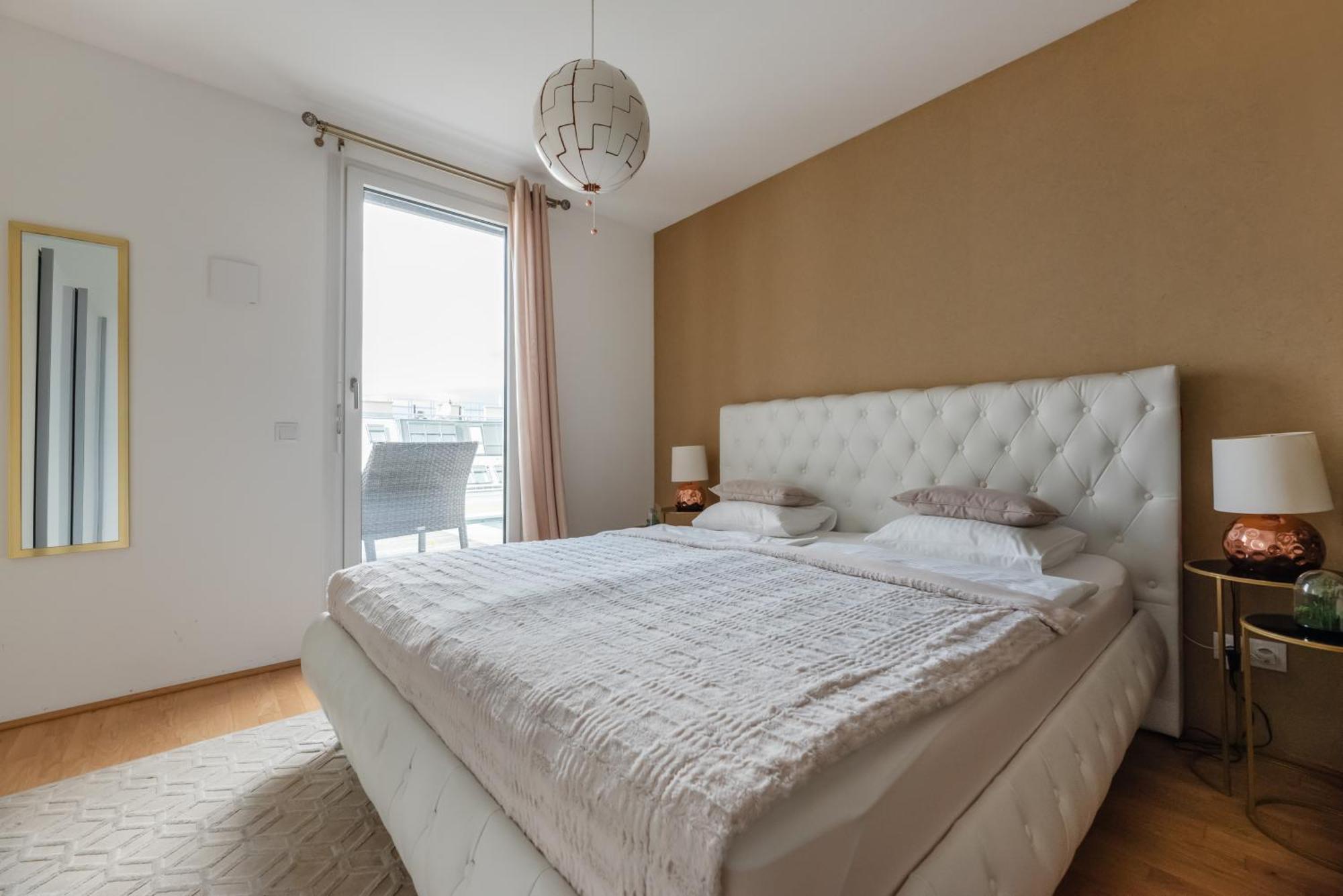 Apartment Mit Traumhafter Dachterrasse & Weitblick Bécs Kültér fotó